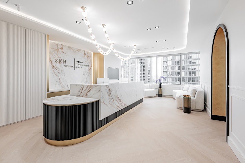 Toronto Plastic Surgery Center: Dr. Asif Pirani / Breast Augmentation / Facelift / Tummy Tuck / Botox / Eyelid Surgery